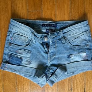 Vigoss Girls Size 10 Patch Jean Shorts